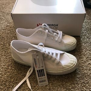 NWT Superga sneakers
